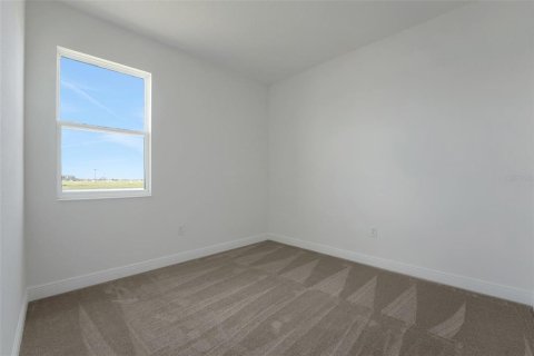 House in ANGELINE in Land O' Lakes, Florida 4 bedrooms, 287.9 sq.m. № 1915726 - photo 27