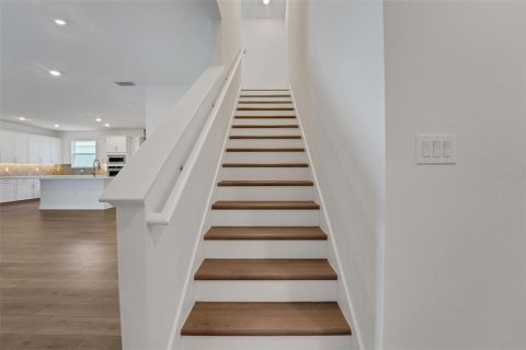 House in ANGELINE in Land O' Lakes, Florida 4 bedrooms, 287.9 sq.m. № 1915726 - photo 30