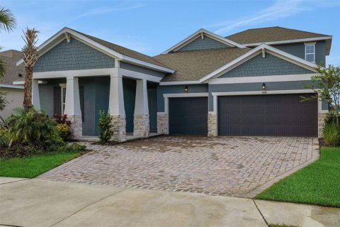 House in ANGELINE in Land O' Lakes, Florida 4 bedrooms, 287.9 sq.m. № 1915726 - photo 1