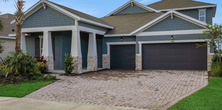 House in ANGELINE in Land O' Lakes, Florida 4 bedrooms, 287.9 sq.m. № 1915726