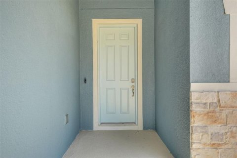 House in ANGELINE in Land O' Lakes, Florida 4 bedrooms, 287.9 sq.m. № 1915726 - photo 3