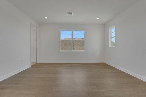 House in ANGELINE in Land O' Lakes, Florida 4 bedrooms, 287.9 sq.m. № 1915726 - photo 16