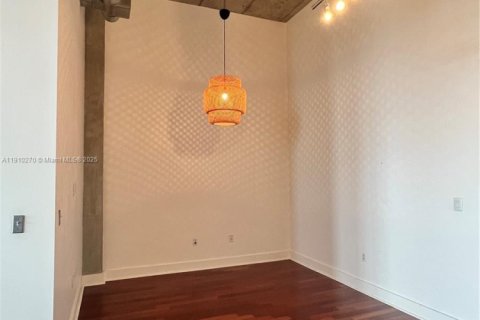 Copropriété à louer à Fort Lauderdale, Floride: 2 chambres, 90.58 m2 № 1966452 - photo 8