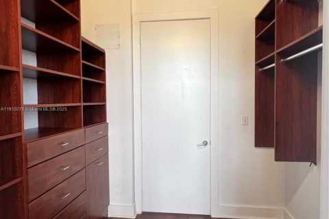 Copropriété à louer à Fort Lauderdale, Floride: 2 chambres, 90.58 m2 № 1966452 - photo 7