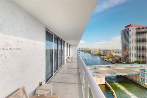 Copropriété à vendre à Hollywood, Floride: 3 chambres, 104.89 m2 № 1925806 - photo 23