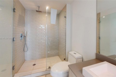 Copropriété à vendre à Hollywood, Floride: 3 chambres, 104.89 m2 № 1925806 - photo 20