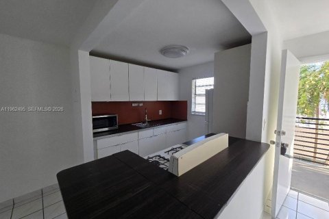 Copropriété à louer à Miami Beach, Floride: 2 chambres, 62.89 m2 № 2025834 - photo 17