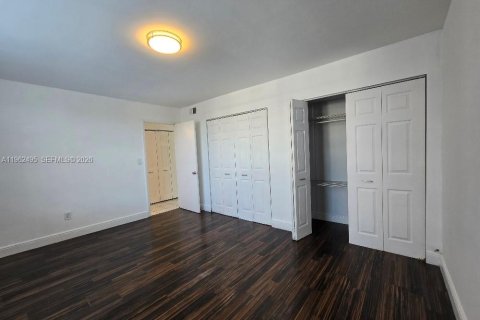 Copropriété à louer à Miami Beach, Floride: 2 chambres, 62.89 m2 № 2025834 - photo 14