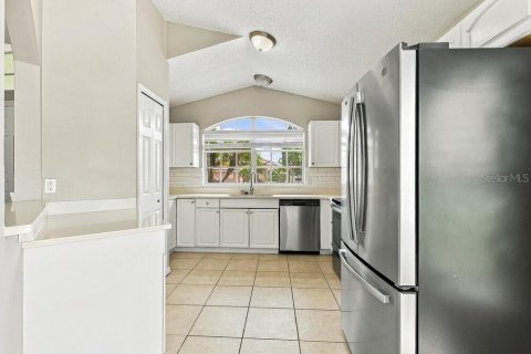 Villa ou maison à louer à Orlando, Floride: 3 chambres, 152.73 m2 № 2385975 - photo 6