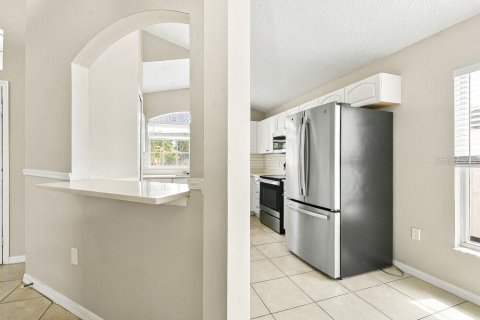 Villa ou maison à louer à Orlando, Floride: 3 chambres, 152.73 m2 № 2385975 - photo 7