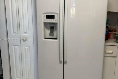 Casa en venta en Sweetwater, Florida, 3 dormitorios, 122.63 m2 № 2057855 - foto 23