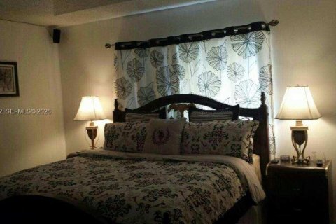 Casa en venta en Sweetwater, Florida, 3 dormitorios, 122.63 m2 № 2057855 - foto 7