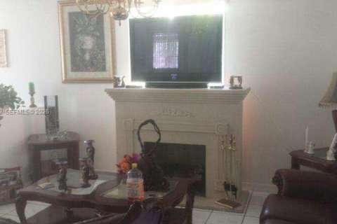 Casa en venta en Sweetwater, Florida, 3 dormitorios, 122.63 m2 № 2057855 - foto 12