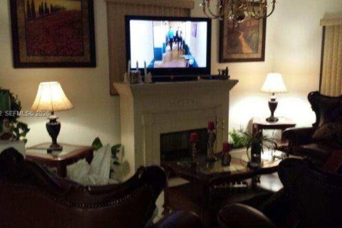 Casa en venta en Sweetwater, Florida, 3 dormitorios, 122.63 m2 № 2057855 - foto 10