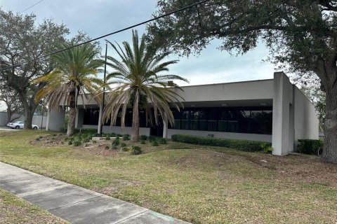 Propiedad comercial en alquiler en Dunedin, Florida, 400.97 m2 № 1591305 - foto 5