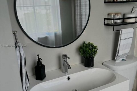 Купить таунхаус в Мирамар, Флорида 3 спальни, 134.24м2, № 2252652 - фото 13