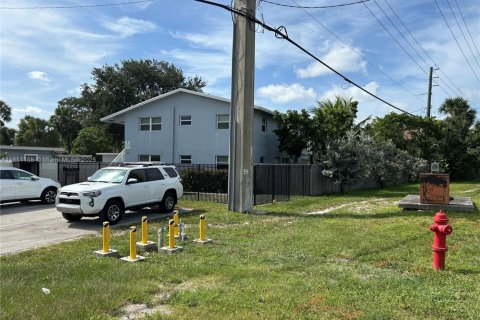 Propiedad comercial en venta en Pompano Beach, Florida, 362.04 m2 № 1865783 - foto 8