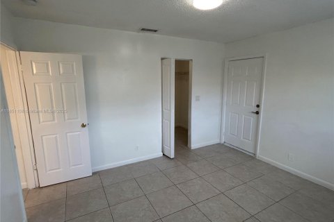 Propiedad comercial en venta en Pompano Beach, Florida, 362.04 m2 № 1865783 - foto 30