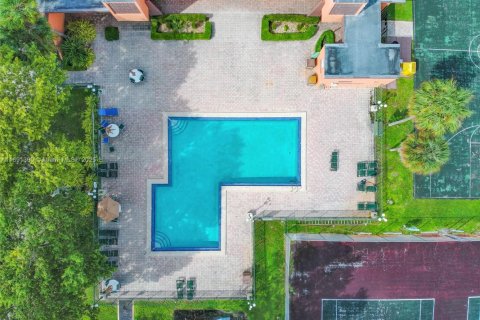 Copropriété à vendre à Miami, Floride: 3 chambres, 117.61 m2 № 1945417 - photo 14