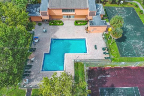 Copropriété à vendre à Miami, Floride: 3 chambres, 117.61 m2 № 1945417 - photo 13