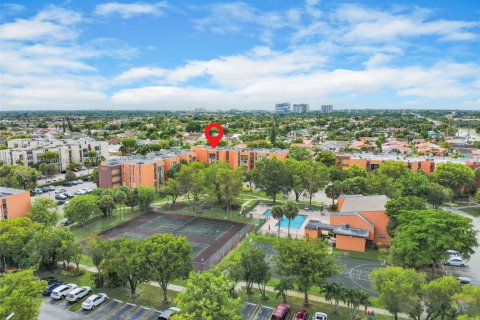 Copropriété à vendre à Miami, Floride: 3 chambres, 117.61 m2 № 1945417 - photo 7