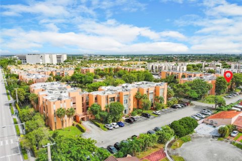 Copropriété à vendre à Miami, Floride: 3 chambres, 117.61 m2 № 1945417 - photo 9