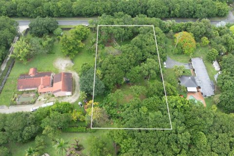 Terreno en venta en Miami, Florida № 1820340 - foto 6