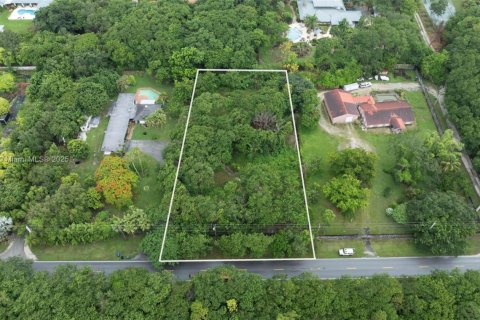 Terreno en venta en Miami, Florida № 1820340 - foto 1