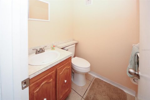 Condominio en alquiler en New Port Richey, Florida, 1 dormitorio, 72.37 m2 № 1820559 - foto 8