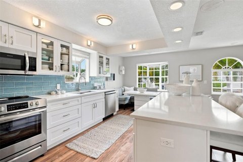 Touwnhouse à vendre à Largo, Floride: 3 chambres, 209.22 m2 № 2280302 - photo 12