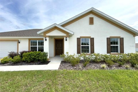 Casa en Citrus Springs, Florida 3 dormitorios, 144.74 m2 № 2098900