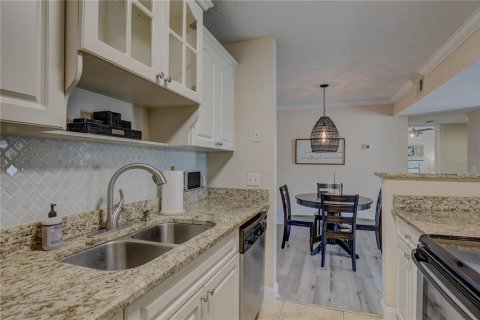 Condominio en venta en Palm Harbor, Florida, 3 dormitorios, 104.79 m2 № 1833502 - foto 16