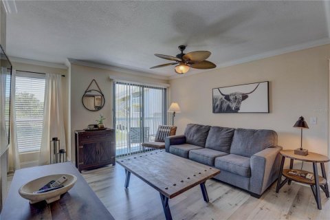 Condominio en venta en Palm Harbor, Florida, 3 dormitorios, 104.79 m2 № 1833502 - foto 9