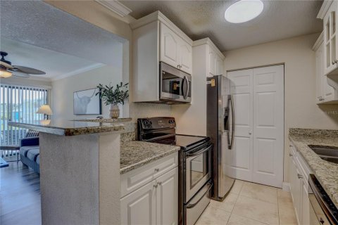 Condominio en venta en Palm Harbor, Florida, 3 dormitorios, 104.79 m2 № 1833502 - foto 17