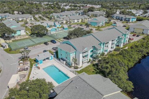 Condominio en venta en Palm Harbor, Florida, 3 dormitorios, 104.79 m2 № 1833502 - foto 2