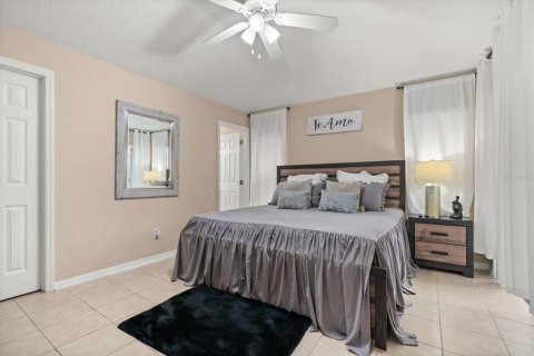Casa en venta en Davenport, Florida, 4 dormitorios, 143.26 m2 № 1888480 - foto 15