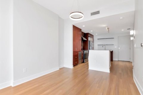 Condo in Tampa, Florida, 2 bedrooms  № 1609386 - photo 19