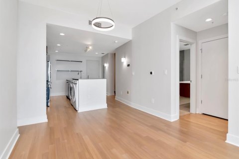 Condo in Tampa, Florida, 2 bedrooms  № 1609386 - photo 18