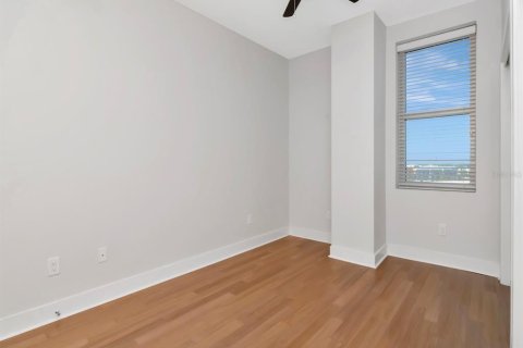 Condo in Tampa, Florida, 2 bedrooms  № 1609386 - photo 20