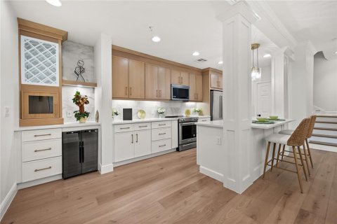 Immobilier commercial à vendre à Orlando, Floride: 292.08 m2 № 1898599 - photo 6