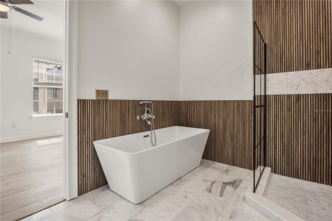 Immobilier commercial à vendre à Orlando, Floride: 292.08 m2 № 1898599 - photo 25