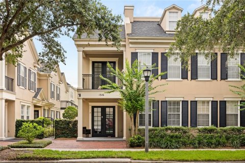 Immobilier commercial à vendre à Orlando, Floride: 292.08 m2 № 1898599 - photo 1