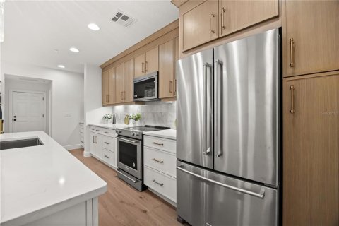 Immobilier commercial à vendre à Orlando, Floride: 292.08 m2 № 1898599 - photo 8