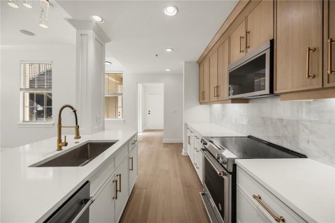 Immobilier commercial à vendre à Orlando, Floride: 292.08 m2 № 1898599 - photo 12