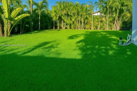 Снять в аренду виллу или дом в Майами-Шорс, Флорида 4 спальни, 174.93м2, № 1975510 - фото 7