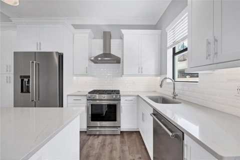 Снять в аренду таунхаус в Сарасота, Флорида 3 спальни, 203.36м2, № 2102748 - фото 10
