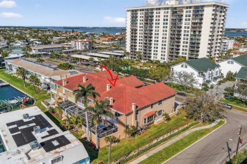 Touwnhouse à vendre à Clearwater, Floride: 3 chambres, 278.52 m2 № 2098859 - photo 29