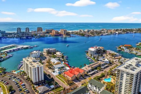 Touwnhouse à vendre à Clearwater, Floride: 3 chambres, 278.52 m2 № 2098859 - photo 12