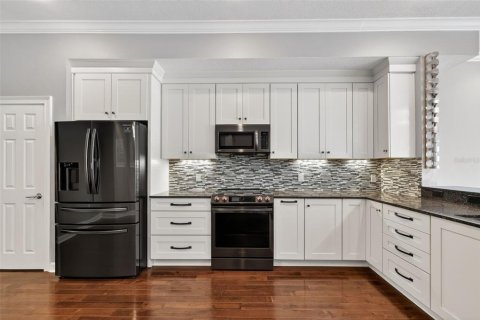 Touwnhouse à vendre à Clearwater, Floride: 3 chambres, 278.52 m2 № 2098859 - photo 6
