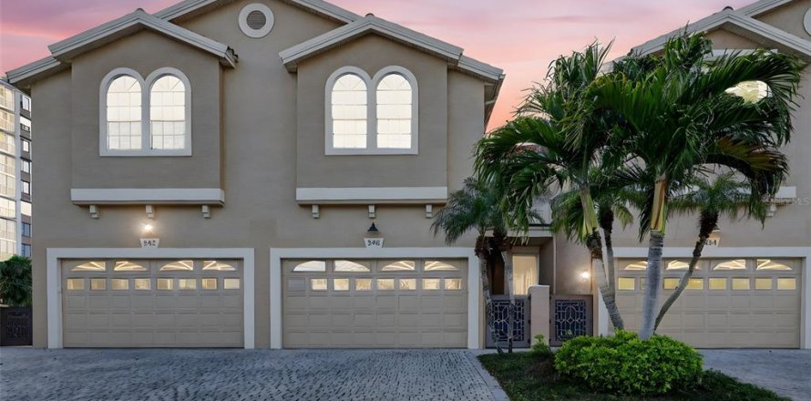 Touwnhouse à Clearwater, Floride 3 chambres, 278.52 m2 № 2098859